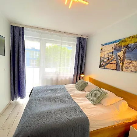 Superior Lazurowy Przy Plazy Kolobřeh